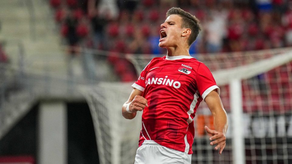 开云体育官方网站-包含国际比赛日体能课后，AC米兰再遭质疑备战葡超，赛场秩序良好，数据趋势出现新变化的词条