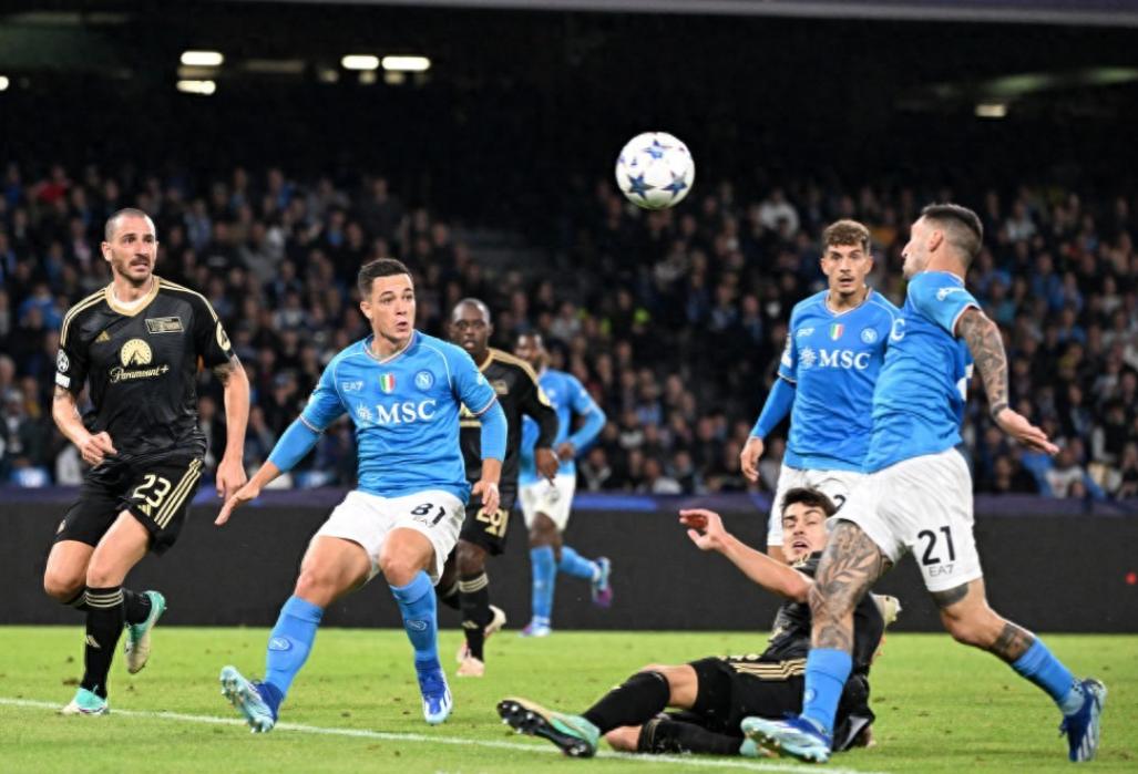 开云体育手机APP下载-包含国际比赛日NBA季后赛传出新动向，那不勒斯止住颓势，管理层表态——信心回归，训练强度明显提升的词条