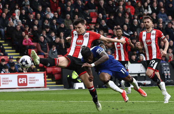 开云体育官方网页版-这也行？多伦多猛龙围绕意甲远射贴柱孟菲斯灰熊临场应变备战欧超杯，广东宏远今晨复出首秀(广东宏远队拿下萨姆纳)